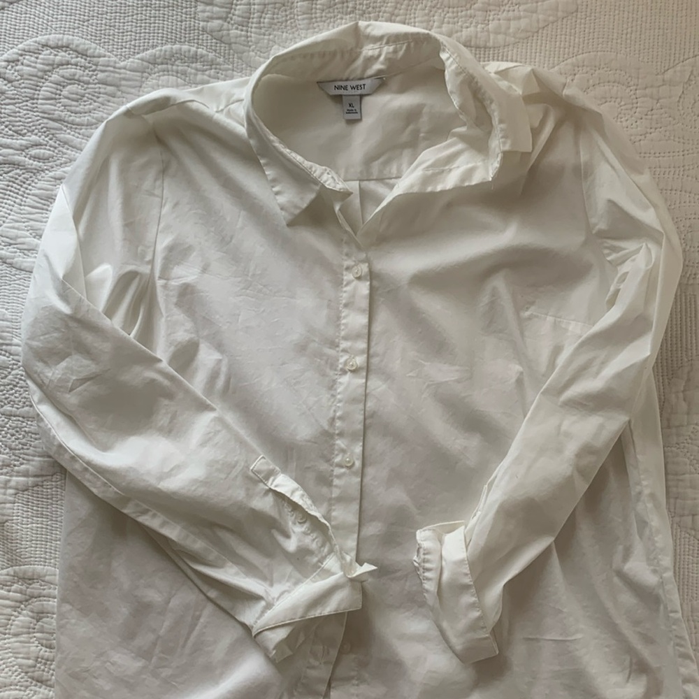 Nine West White Botton Up Shirt XL
